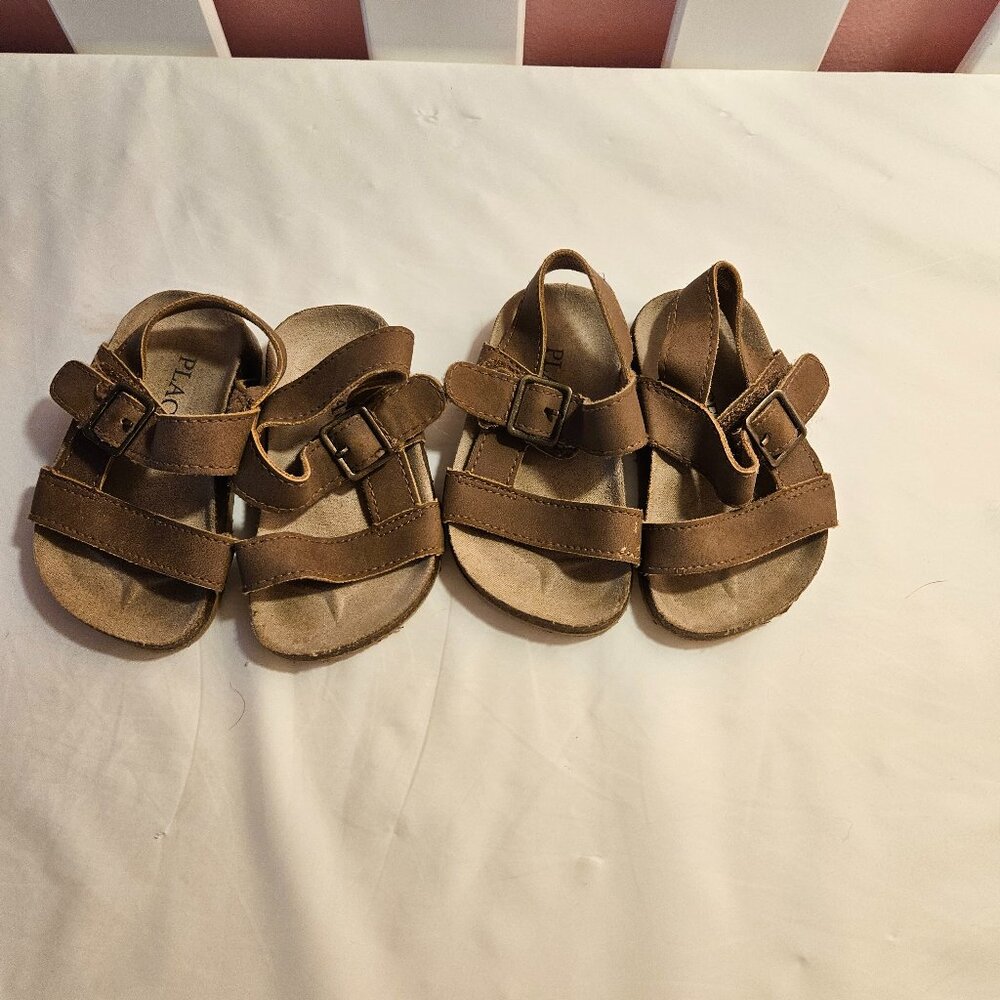 Sale 🎉🥳 2/$20 or $15 Toddler sandal set size 6-12m